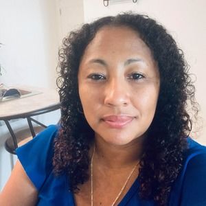 Meet your Posher, Sofia